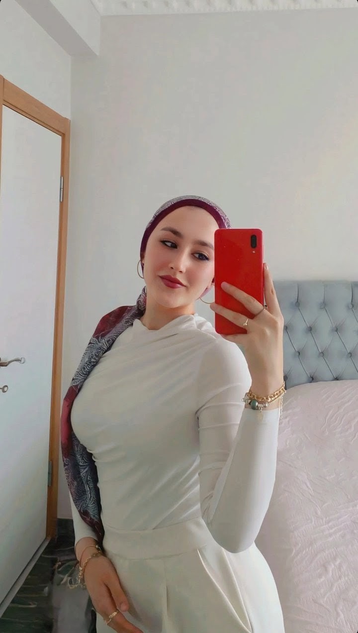 Kepsut Yaratıcı Partner Escort Emine